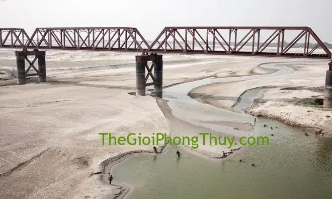 Nằm Mơ Thấy Nước Sông Cạn Có Ý Nghĩa Gì Và Con Số May Mắn Nên Đánh