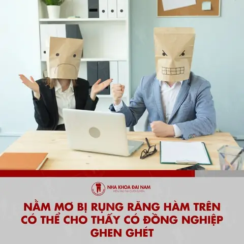 Nằm Mơ Bị Rụng Răng Hàm Trên Có Ý Nghĩa Gì?