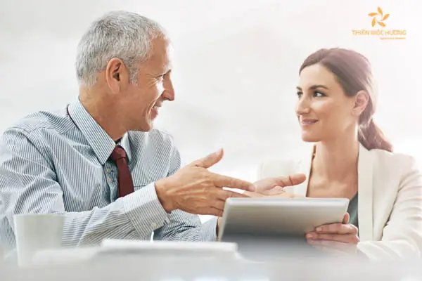 Mơ Thấy Sếp Và Mình Nói Chuyện Vui Vẻ Với Nhau