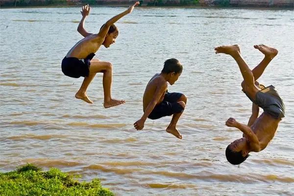 Tạo Bài Viết Mớimơ Thấy Tắm Sông Đánh Con Gì? Mơ Thấy Tắm Sông, Suối Có Ý Nghĩa Gì?