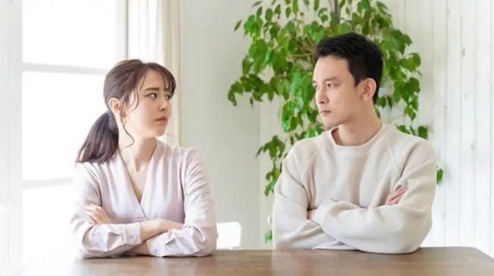 Ý Nghĩa Mơ Thấy Vợ Chồng Bỏ Nhau