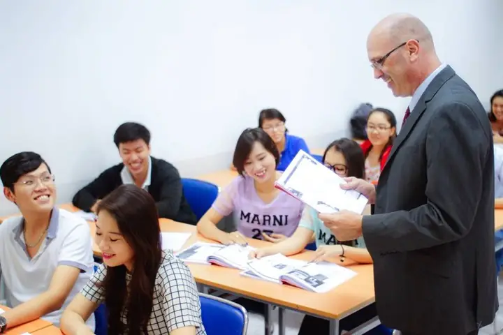 Mơ Đi Học Thêm Tiếng Anh