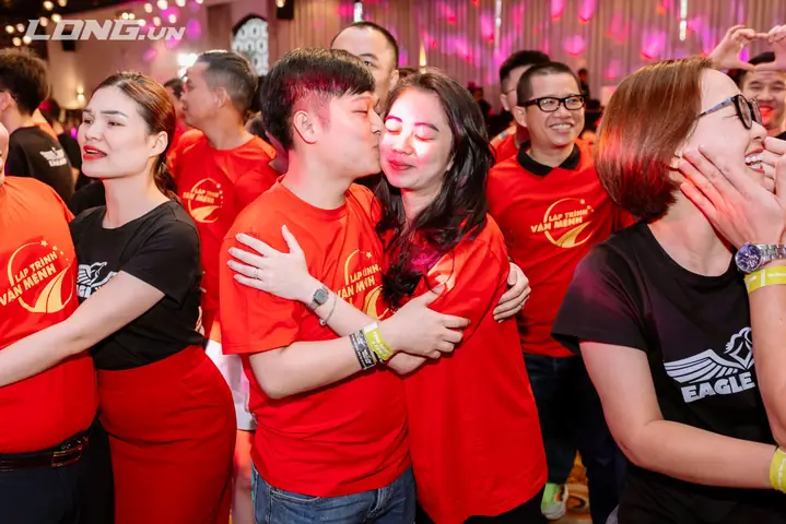 Lấy Chồng Giàu: Giấc Mơ Có Thật - Phạm Thành Long