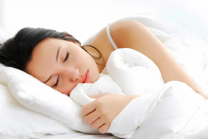 Mơ Thấy Kim Là Chìm Trong Biển Khổ