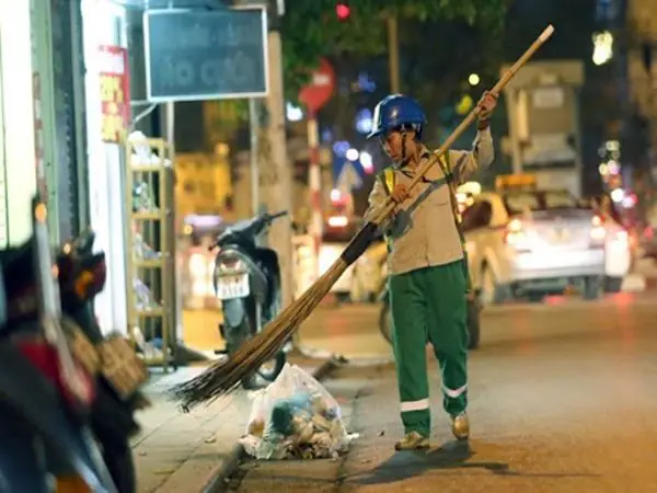 Nằm Mơ Thấy Mình Quét Rác Đánh Số Mấy? Đánh Con Gì | Chovinh.com