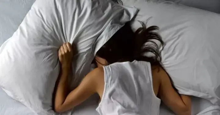 Giải Mã Giấc Mơ Rơi Xuống Hố Sâu Và Ý Nghĩa Tâm Linh | Báo Giáo ...