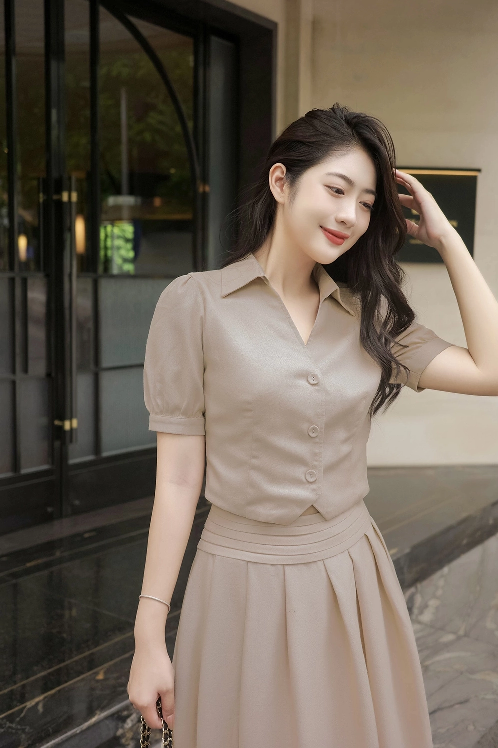 Áo kiểu croptop tay phồng nữ tính