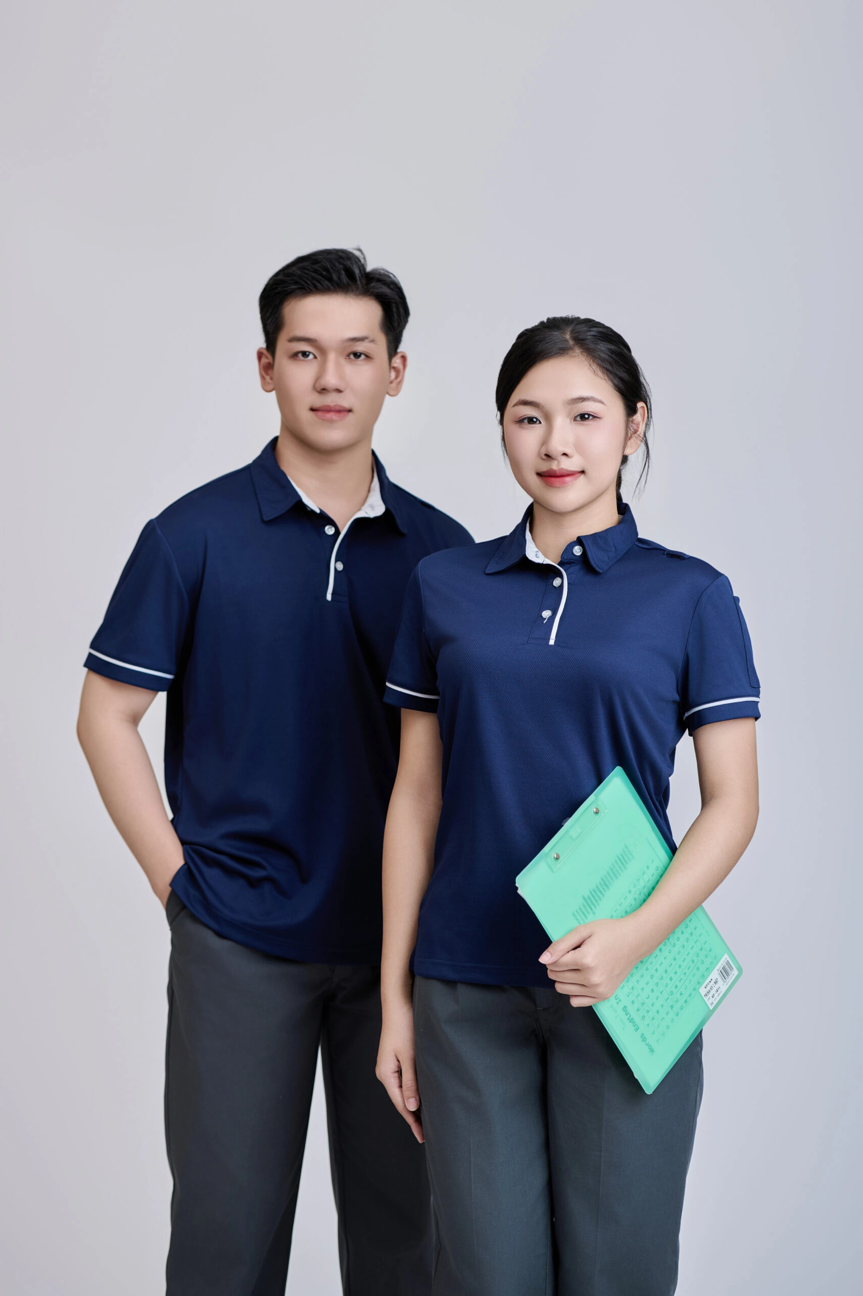 Áo Xanh Navy: Biểu Tượng Thời Trang & Phong Cách Lịch Lãm 2026