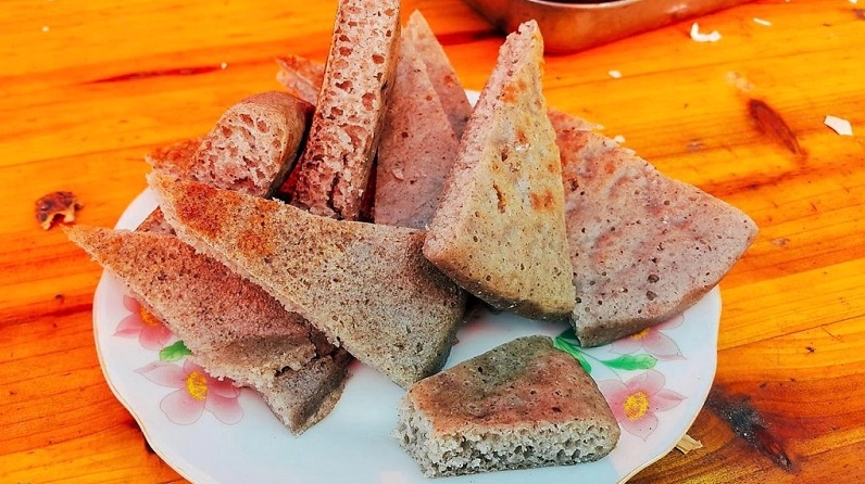 Bánh tam giác mạch Hà Giang
