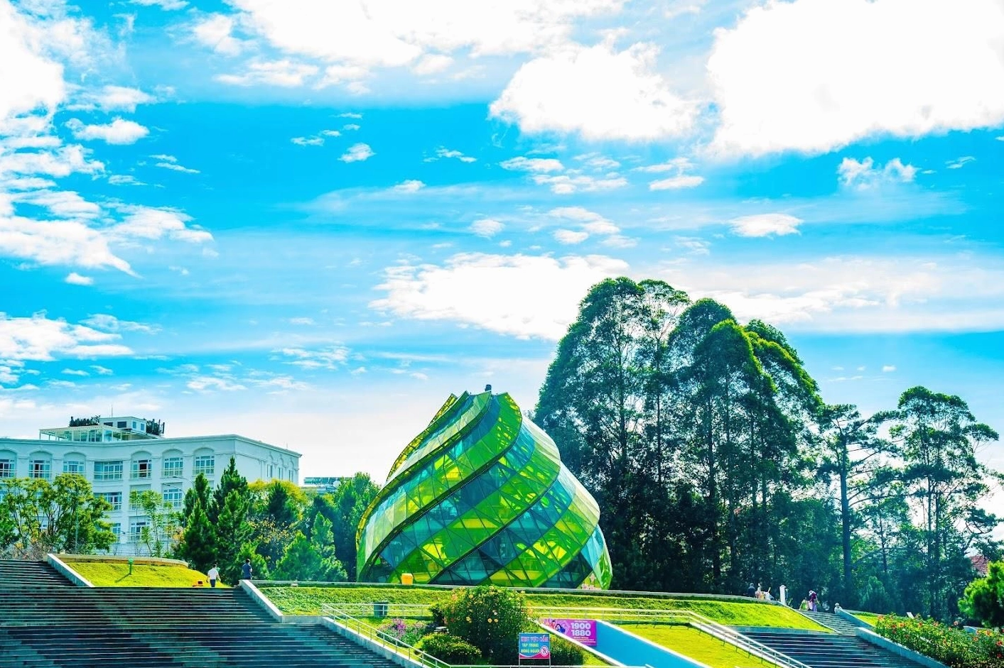 Săn Ngay <strong>Vé Máy Bay Đà Lạt</strong> 2026: Kinh Nghiệm Độc Quyền Giá Rẻ Bất Ngờ! Cẩm nang săn vé máy bay Đà Lạt