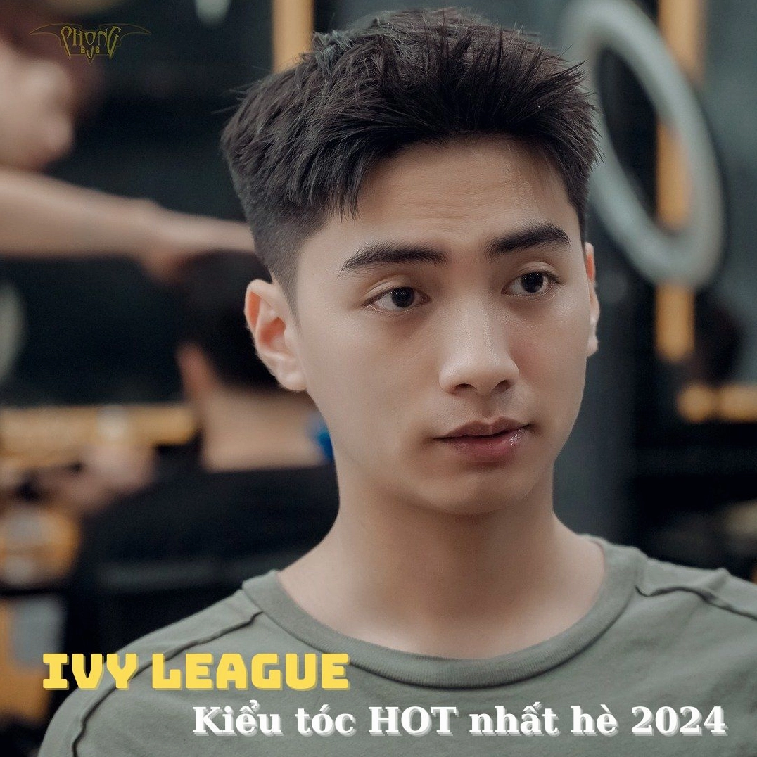 Chàng trai với kiểu tóc Ivy League hiện đại
