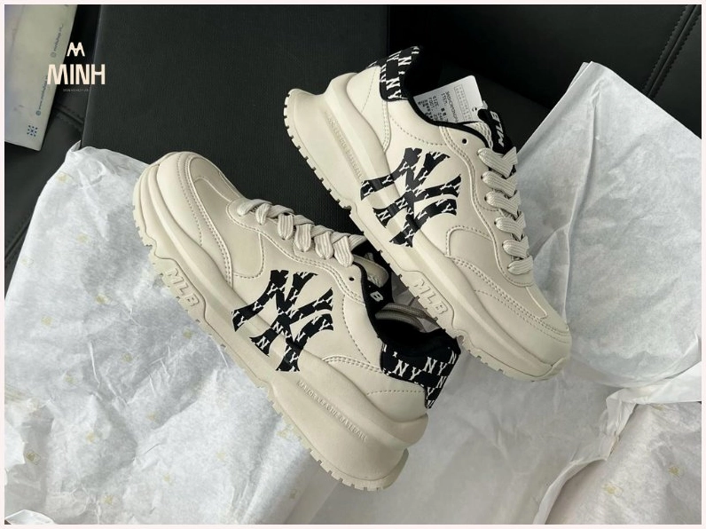 Giày boots nam thời trang
