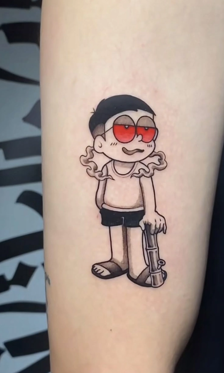 Hình xăm Nobita phong cách Nhật cổ với họa tiết hoa anh đào