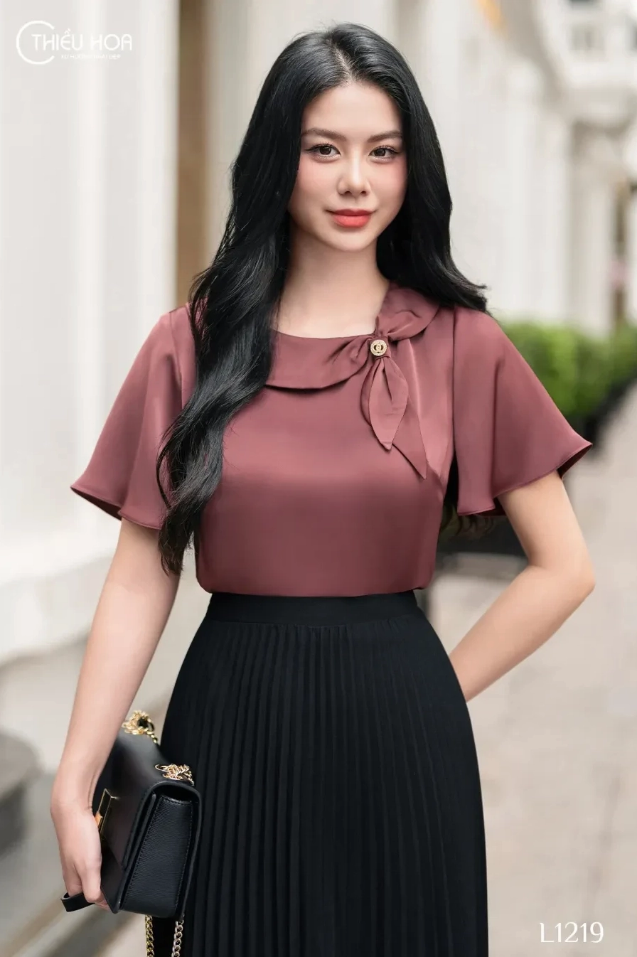 Mẫu áo kiểu đẹp với tay áo phồng thời thượng