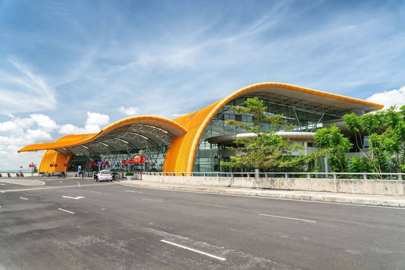 Săn Ngay <strong>Vé Máy Bay Đà Lạt</strong> 2026: Kinh Nghiệm Độc Quyền Giá Rẻ Bất Ngờ! Sân bay Liên Khương Đà Lạt