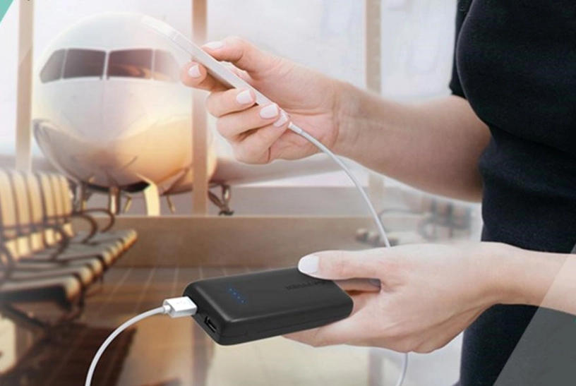 Từ tháng 10, du khách không được mang pin sạc dự phòng lên máy bay của 13 hãng này: Có hãng chỉ hạn chế