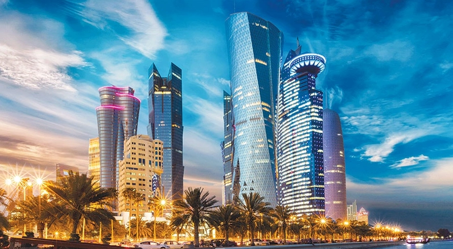 Doha là thủ đô của quốc gia nào? Khám phá Qatar 2026 Đường chân trời Doha với các tòa nhà hiện đại