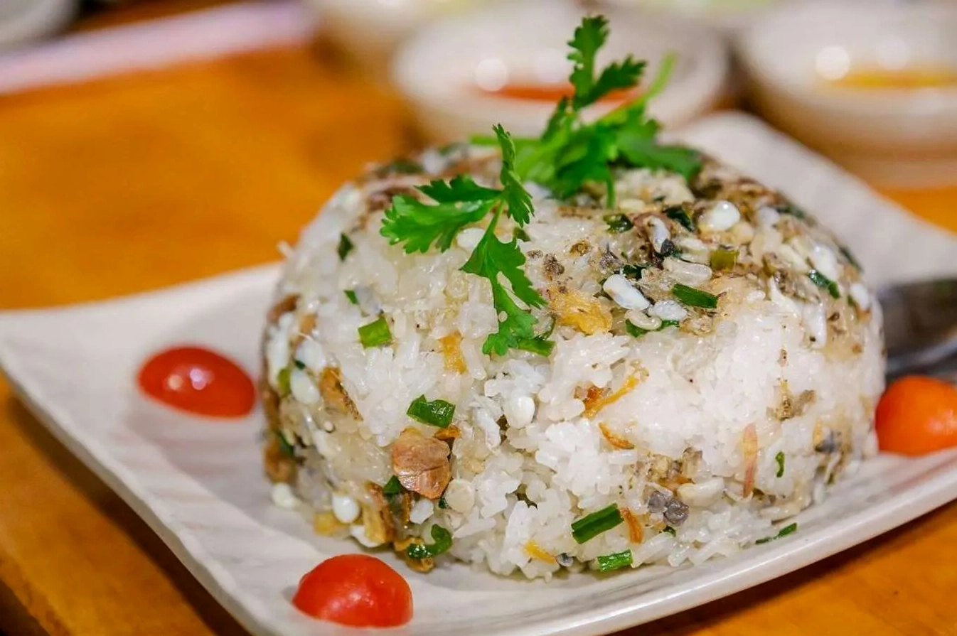 Xôi trứng kiến Lục Ngạn Bắc Giang – Đặc sản ẩm thực độc đáo